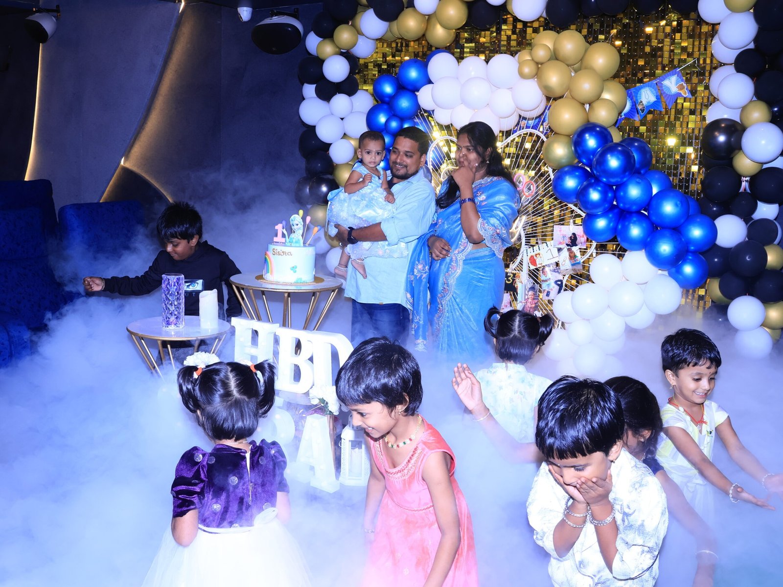 Image gallery marquee